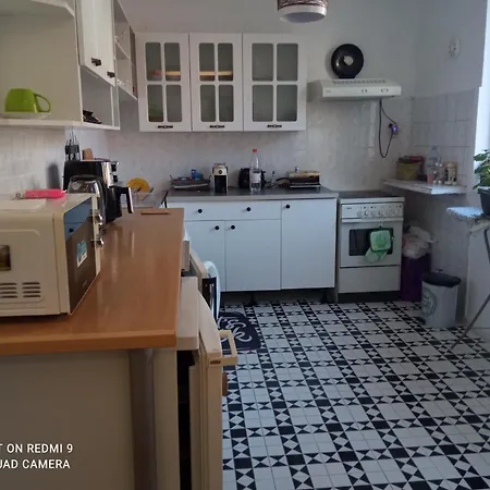 Apartment International 2-star Spacious 88 Sq M