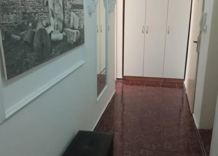 Apartament International 2-star Spacious 88 Sq M *