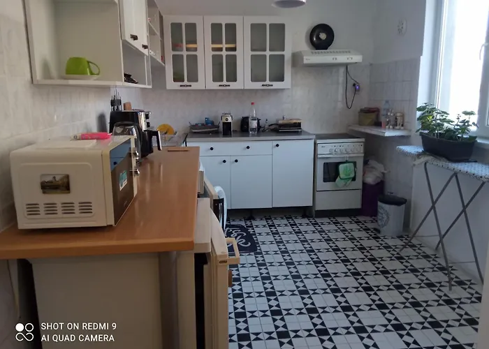 Apartment International 2-star Spacious 88 Sq M